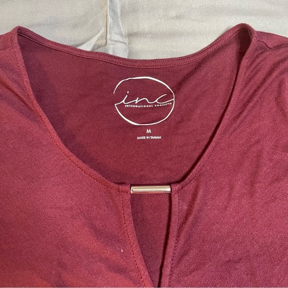 INC International Concepts Wine Red Keyhole long Shirt Size M - Picture 3 of 5